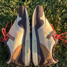 Load image into Gallery viewer, Casual Sports Shoes Breathable Sneaekrs Running Shoes