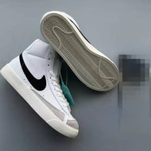 Load image into Gallery viewer, Casual Sports Shoes Breathable Sneaekrs Running Shoes