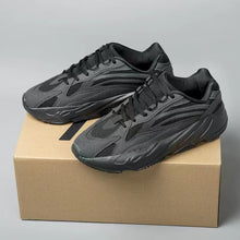 Load image into Gallery viewer, Casual Sports Shoes Breathable Sneaekrs Running Shoes
