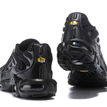 Load image into Gallery viewer, Casual Sports Shoes Breathable Sneaekrs Running Shoes
