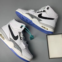 Load image into Gallery viewer, Bottom Air Cushion Platform Leisure Sports Shoes
