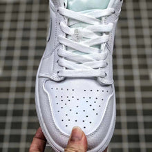 Load image into Gallery viewer, Fashion womens sneakers breathable sports shoes
