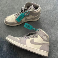 Load image into Gallery viewer, Casual Shoes Lace-Up Simple Breathable Shoes Mesh Sneakers
