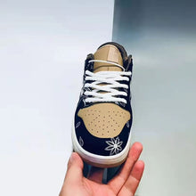 Load image into Gallery viewer, Fashion Lightweight Sports Shoes Women's Shoes
