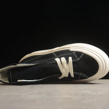 Load image into Gallery viewer, Casual Sports Shoes Breathable Sneaekrs Running Shoes
