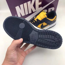 Load image into Gallery viewer, Casual Sports Shoes Breathable Sneaekrs Running Shoes
