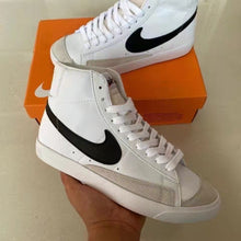 Load image into Gallery viewer, Casual Sports Shoes Breathable Sneaekrs Running Shoes
