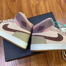 Load image into Gallery viewer, Casual Shoes Lace-Up Simple Breathable Shoes Mesh Sneakers
