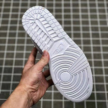 Load image into Gallery viewer, Fashion womens sneakers breathable sports shoes
