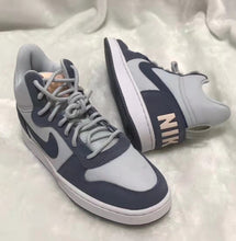 Load image into Gallery viewer, Casual Sports Shoes Breathable Sneaekrs Running Shoes
