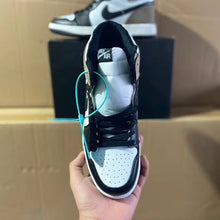 Load image into Gallery viewer, Summer Fashion Casual Sneaker Shoes Ultralight Flattie Breathable Shoes
