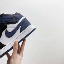 Load image into Gallery viewer, Casual Sports Shoes Breathable Sneaekrs Running Shoes
