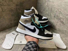 Load image into Gallery viewer, Summer Fashion Casual Sneaker Shoes Ultralight Flattie Breathable Shoes
