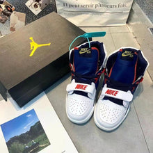 Load image into Gallery viewer, Bottom Air Cushion Platform Leisure Sports Shoes
