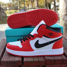 Load image into Gallery viewer, Casual Sports Shoes Breathable Sneaekrs Running Shoes
