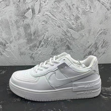 Load image into Gallery viewer, Casual Sports Shoes Breathable Sneaekrs Running Shoes
