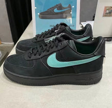 Load image into Gallery viewer, Casual Sports Shoes Breathable Sneaekrs Running Shoes
