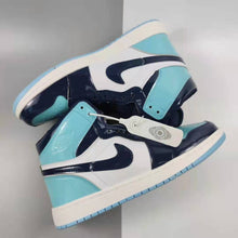 Load image into Gallery viewer, High Top Sneaker Shoes Sports Shoes Sneakers Skateboard Shoes Basketball Shoes
