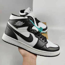 Load image into Gallery viewer, Casual Shoes Basketball Shoes Outdoor Sports Shock Absorber
